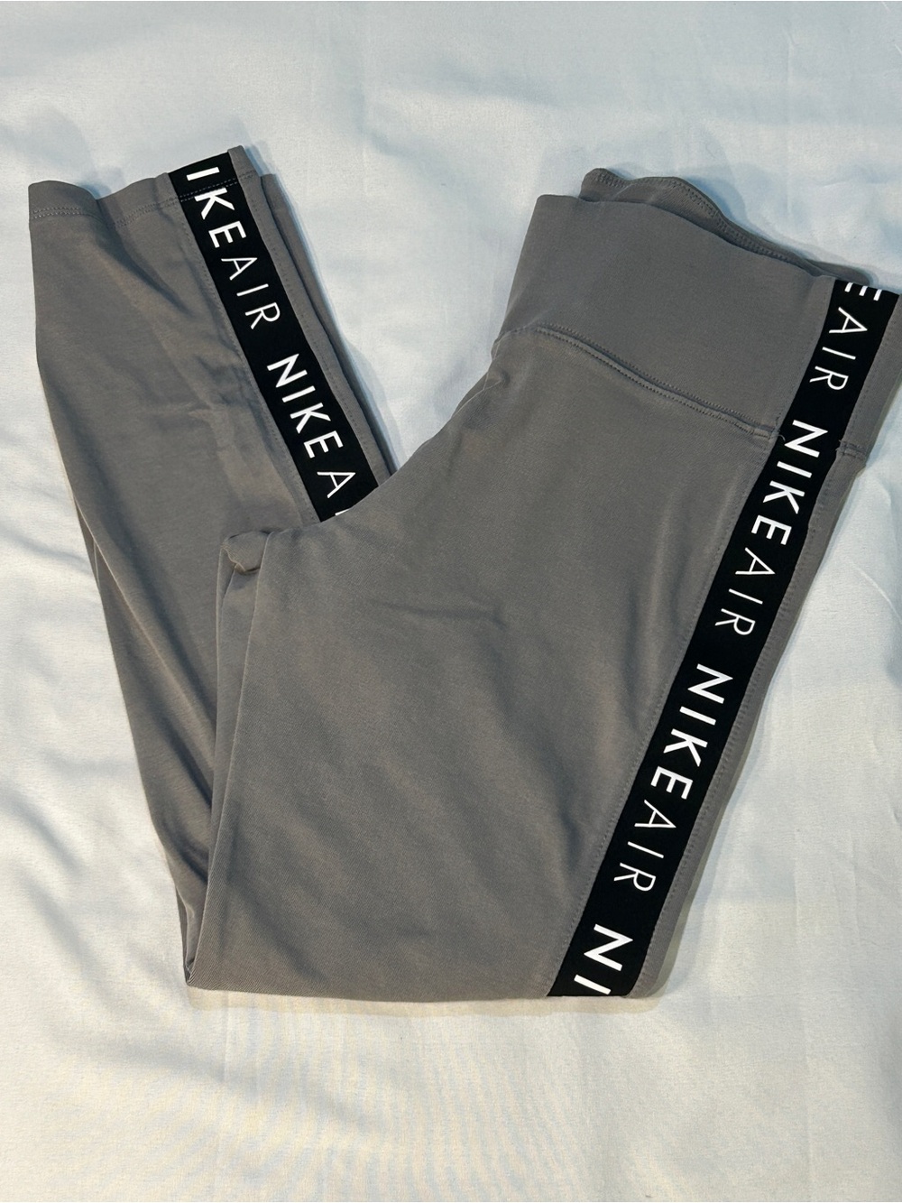 Nike Air Logo Sportswear Leggings Women's Size M Gray Pants CV8570-056